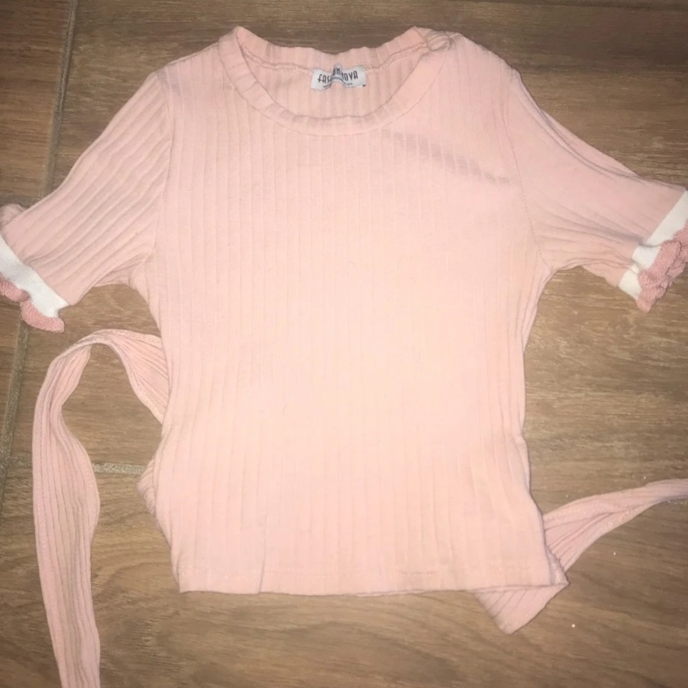 Fashion nova small pink top
